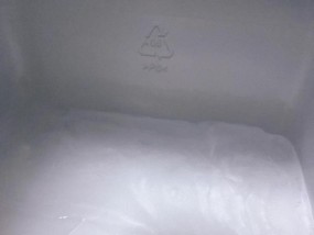 冰箱底部漏水的原因与解决方法（了解冰箱底部漏水的原因，采取正确的解决方法）