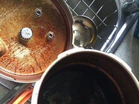 食堂电饭煲下面糊的原因及解决方法（解决食堂电饭煲下面糊的妙招）