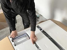 油烟机挡烟板清洗技巧大揭秘（彻底清洁油烟机挡烟板）