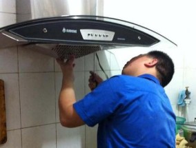 清洁油烟机异味的有效方法（打造清新厨房环境）