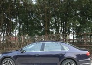 帕萨特车上手机充电器标准电压是多少？
