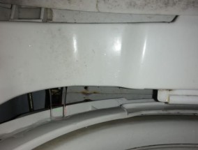 半自动洗衣机进水漏水问题的解决方法（探讨半自动洗衣机进水漏水的原因及解决方案）
