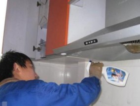小苏打清洗油烟机的利与益（使用小苏打清洗油烟机的方法与步骤）