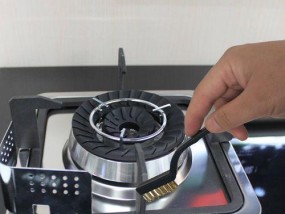 如何修理燃气灶报警问题（解决燃气灶报警的方法和步骤）