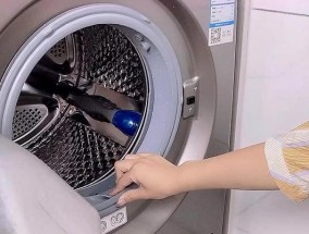 洗衣机洗鞋子的方法与注意事项（解答你是否可以将鞋子放入洗衣机清洗）