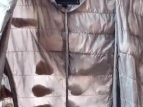 羽绒服洗衣机洗行不行（了解关于羽绒服清洗的正确方法）