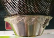 白醋清洗油烟机效果如何？步骤和注意事项是什么？