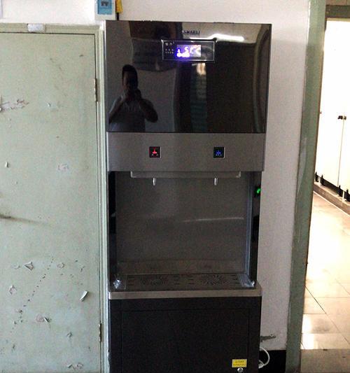 宾馆商用直饮水机维修价格解析（以维修价格为）  第2张