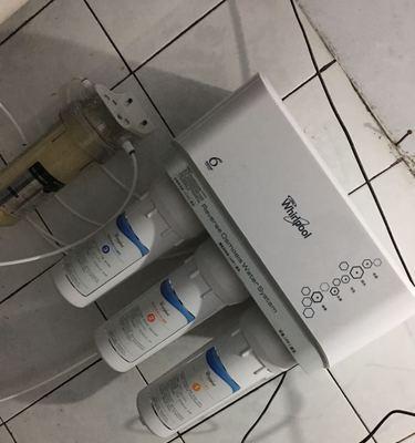 饮水机污水的处理方法（保证饮水机健康饮水的有效解决方案）  第2张