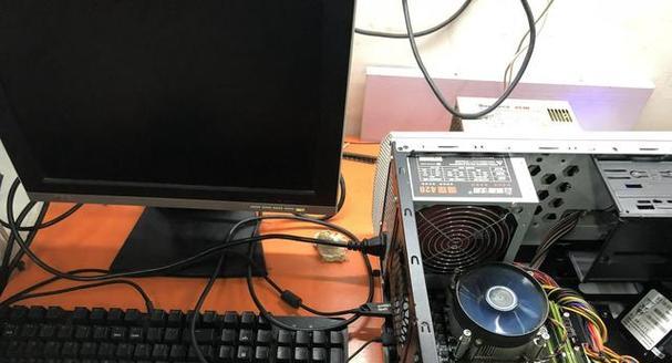 显示器黑屏原因分析及解决方法（为什么会出现显示器黑屏）  第2张