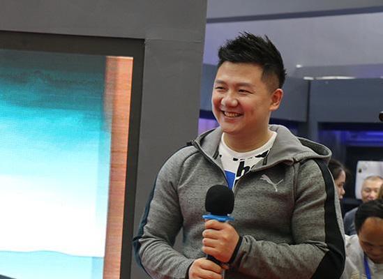 如何拆下以奥荣油烟机进行清洗（轻松拆卸）  第2张