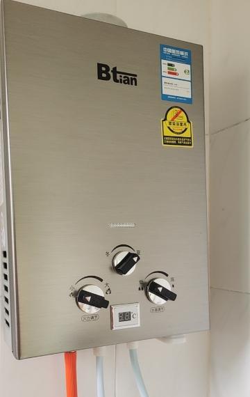 石油液化气热水器清洗方法（保持热水器清洁）  第3张