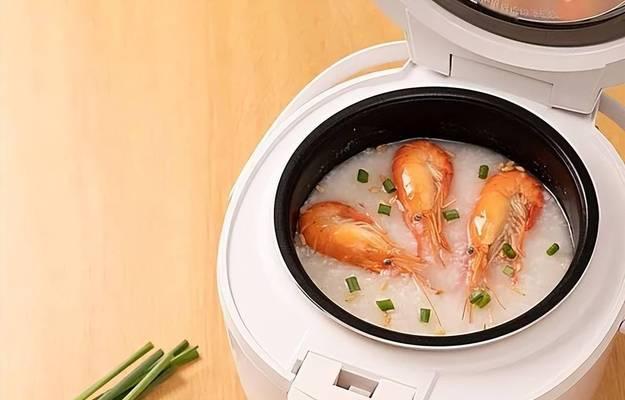 电饭煲内胆裂缝漏水解决方法（电饭煲维修知识让你轻松应对）  第1张