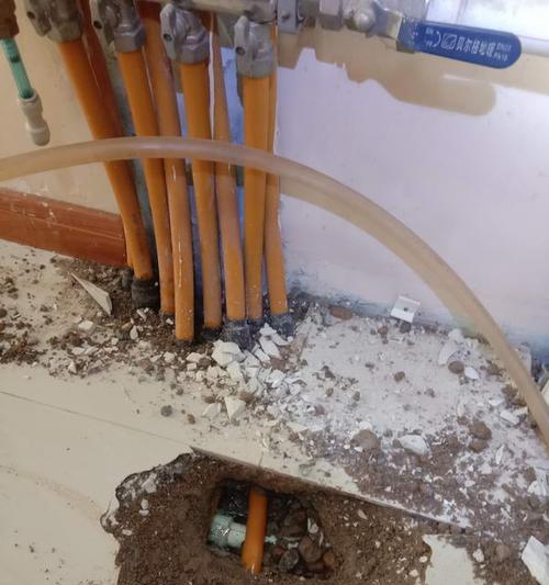 揭秘室内机漏水的原因与解决方法（分析室内机漏水的几大原因及对应的解决方案）  第3张
