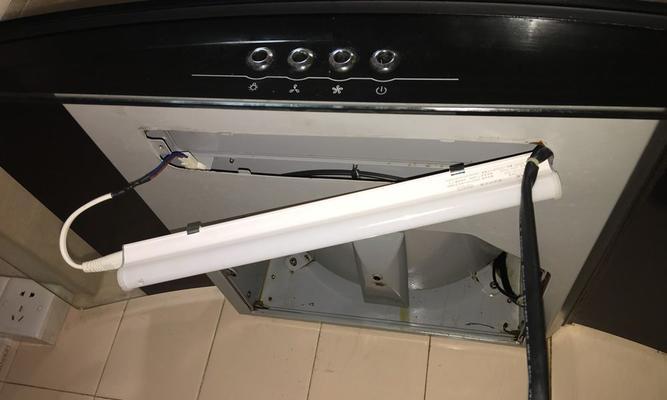 跑步机加错油的救援措施（如何处理跑步机加错油的情况及预防措施）  第2张