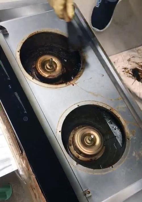 咸宁自己油烟机清洗方法（轻松掌握的清洗技巧）  第3张