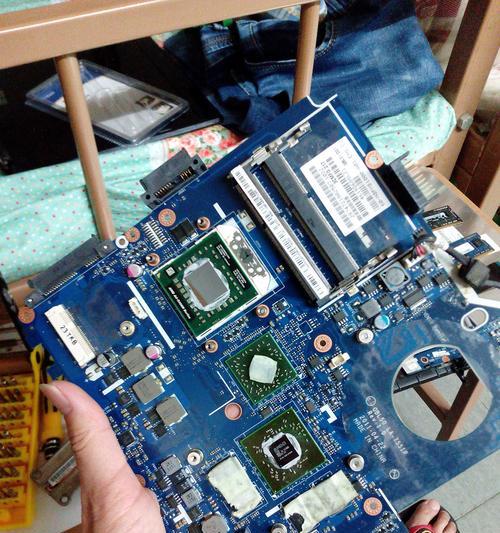 华硕笔记本k43屏幕拆卸方法是什么？拆解步骤详细吗？  第1张