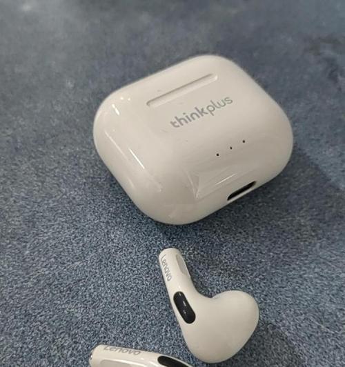 联想笔记本搭配的耳机怎么样？音质和舒适度如何？  第2张