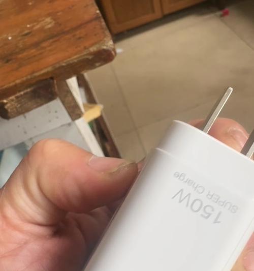 6058充电器输入功率具体是多少瓦？  第3张