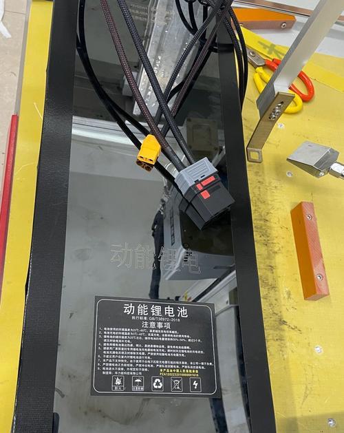 大炮充电器耐摔性如何？拆卸方法是什么？  第2张