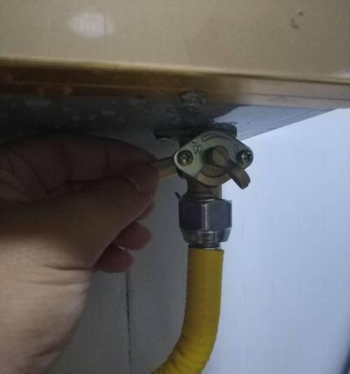水爱热水器旋钮拆卸方法是什么？需要哪些工具？  第2张
