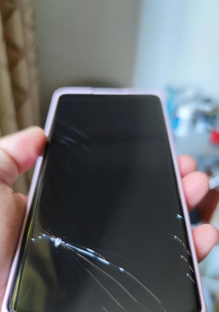 小米12原厂膜如何正确撕除？  第3张